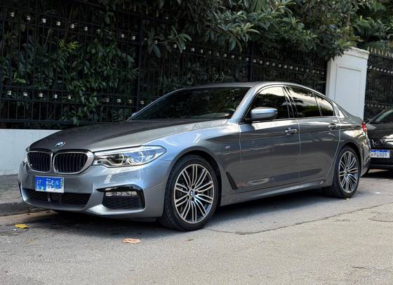 BMW 540i 3.0 24V TURBO GASOLINA M SPORT AUTOMÁTICO BMW 540i 3.0 24V TURBO GASOLINA M SPORT AUTOMÁTICO